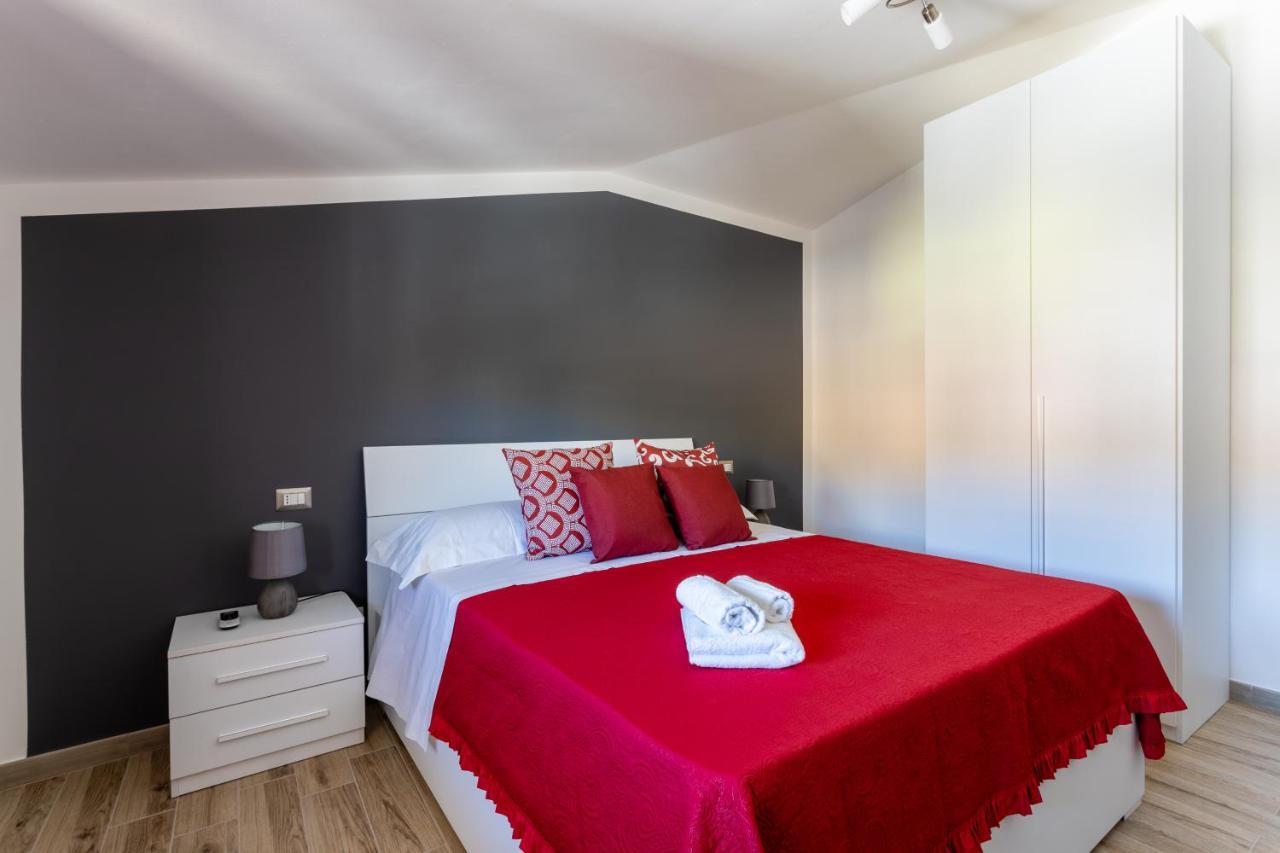 Cadoni Guest House บอซา ภายนอก รูปภาพ